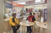 苏州相城太平街道：党员志愿服务暖“新”心 助力外卖小哥登记无忧