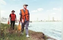 夏季安全避险指南来了！专业救援人员详解防溺水及遭遇山洪、台风自救技巧