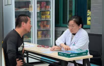 “心佑工程”团队护航“城市摆渡人”，医院开展专项义诊活动
