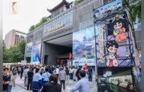 南京：长江路上好戏连台，街头巷尾皆“入戏”
