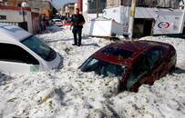 6月飘雪？墨西哥西南部城市倾泻1.5米厚冰雹
