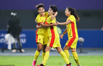 中国女足6-0大胜乌兹别克斯坦，两场进22球晋级八强