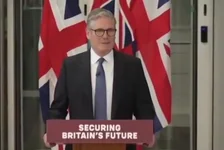 英首相面临执政危机