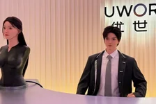 99万元仿生人形机器人引热议