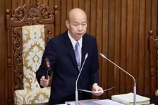 台“中选会”人事僵局
