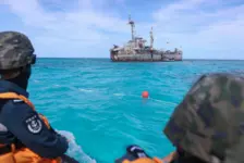 南部战区在黄岩岛拉起大网
