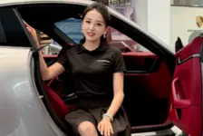保时捷女销冠再获销冠