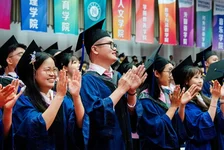 高校延长研究生学制
