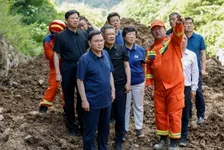 甘肃发生山体滑坡