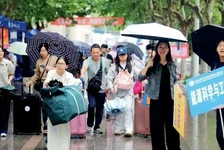 多地公费师范生继续缩招