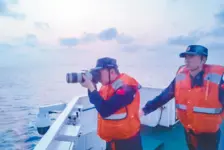 日方滋扰中国海警编队