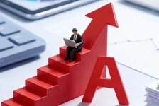 A股首份半年报出炉