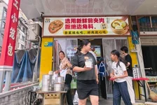 湖北遭遇龙卷风
