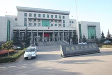 法院的不寻常退案