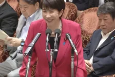 高市内阁支持率下降