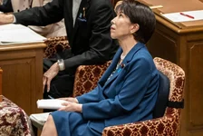 高市内阁支持率下降