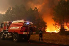 欧洲多地爆发山火