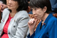 高市内阁支持率下降