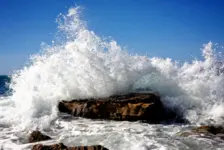 台风“白海豚”将至