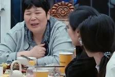 脱口秀演员“房主任”陷争议