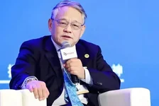 湖北前富豪艾路明被刑拘