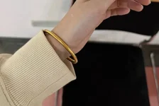网友做磁共振金镯子抖动