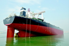 世界上最大的船是哪个国家造 CE6625BC7FD7A9878B91109AE05BCDEA2B9CE44B_size513_w796_h529.png