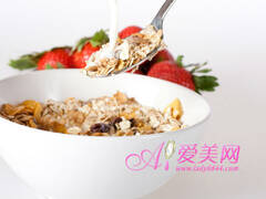 减肥不能吃的12种食物 c3ea2f1d85eb214b4e526ea011273480.jpg