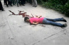 <em>初中生</em>弯腰露<em>胸罩</em>《<em>初中生戴胸罩</em>图片《初中生