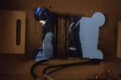 房东在浴室装双面镜 偷窥偷拍女租客