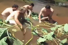 巴西少年水中被吸走恐怖瞬间