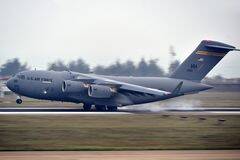 美军大运C-17姗姗来迟抵珠海