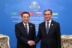 李克强在阿斯塔纳出席上海合作组织会议