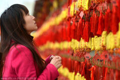 武汉：数十万市民拜财神祈福现场