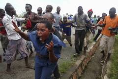 布隆迪骚乱：一女警死里逃生全程