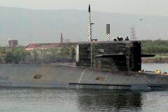 印国产核潜艇未服役已锈迹斑斑