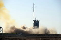 中国用长征二号丁火箭成功发射创新一号04星