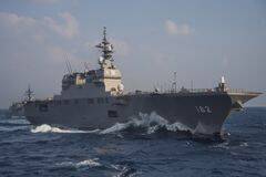 日本两艘万吨级巨舰与美军联演