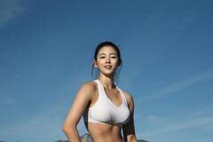 韩国90后“曲线终结者”走红