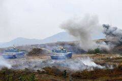 中新陆军“合作2014”军演结束 