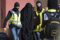 向ISIS输送女性“战士”组织被捣毁