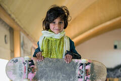 喀布尔的滑板女孩