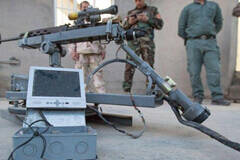 IS废物利用 SVD变身遥控狙击枪