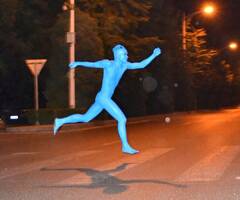 北京裸奔哥再次街头狂奔