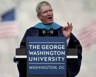 库克毕业典礼演讲 鼓励学生与不公平斗争