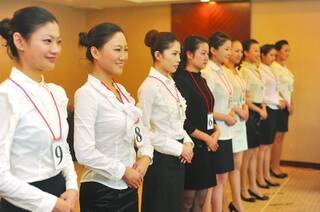 收入证明_空少 收入(2)