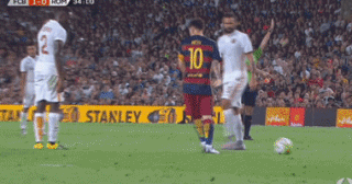 梅西罕见暴怒 顶牛 锁喉罗马悍将