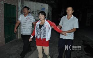 惠州扫黄:15岁少女楼上卖淫 男友楼下望风