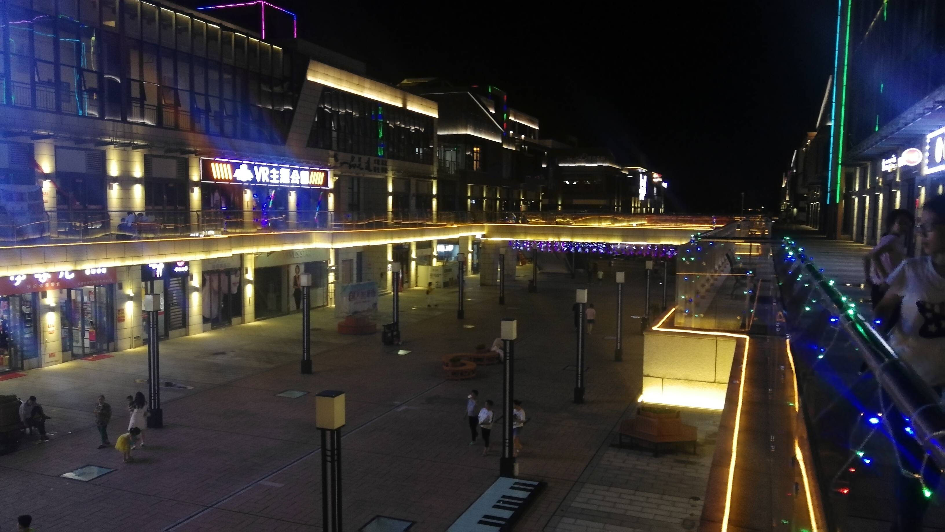 美丽吉安:城南铜锣湾步行街夜景