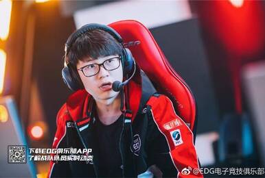 EDG被RNG翻盘引热议 网友:又是一万经济被翻盘